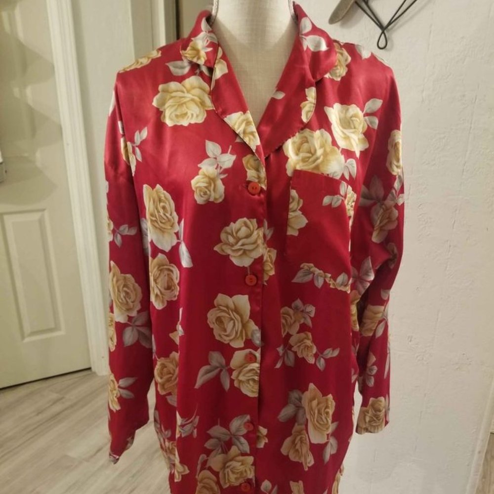 Victoria's Secret rose button down nightgown, oversized large, XL, 50 inch bust